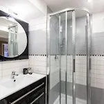 Design Loft Near Colosseo Апартаменты Рим