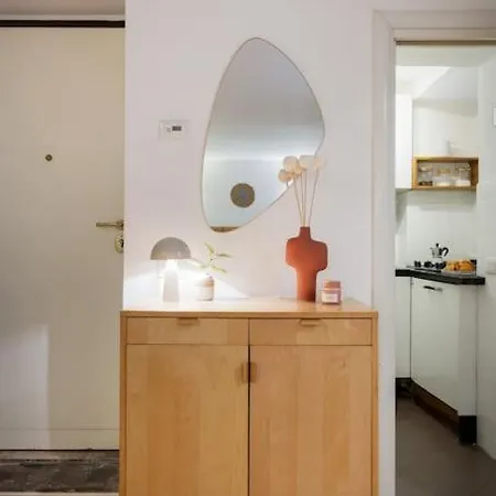 Design Loft Near Colosseo * Roma