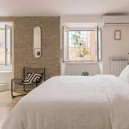 Apartment Design Loft Near Colosseo